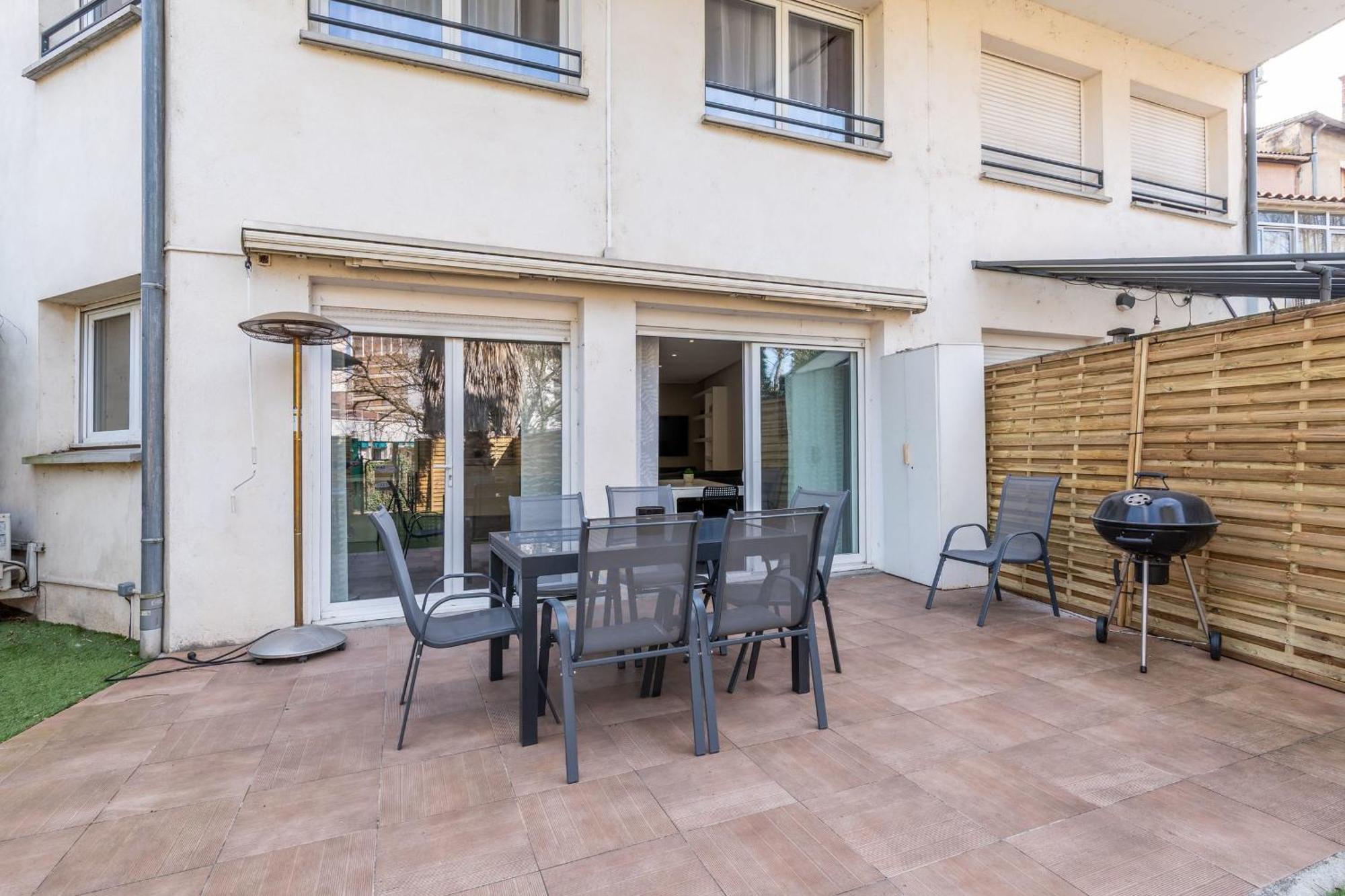 Maison Frappaz - 4 Bedrooms With Garden Вийёрбан Экстерьер фото