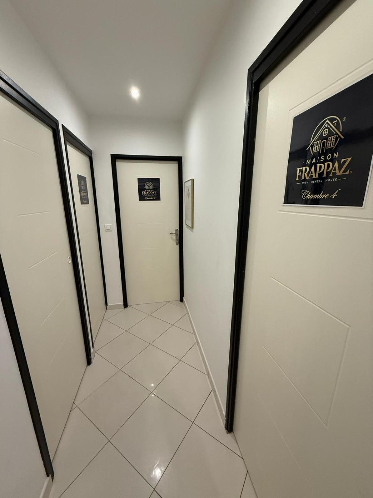 Maison Frappaz - 4 Bedrooms With Garden Вийёрбан Экстерьер фото